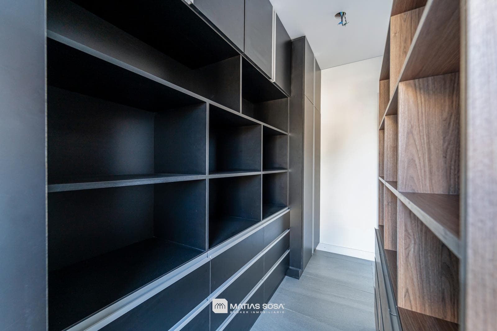 For Sale - 2-room apartment - Garage and Storage Room