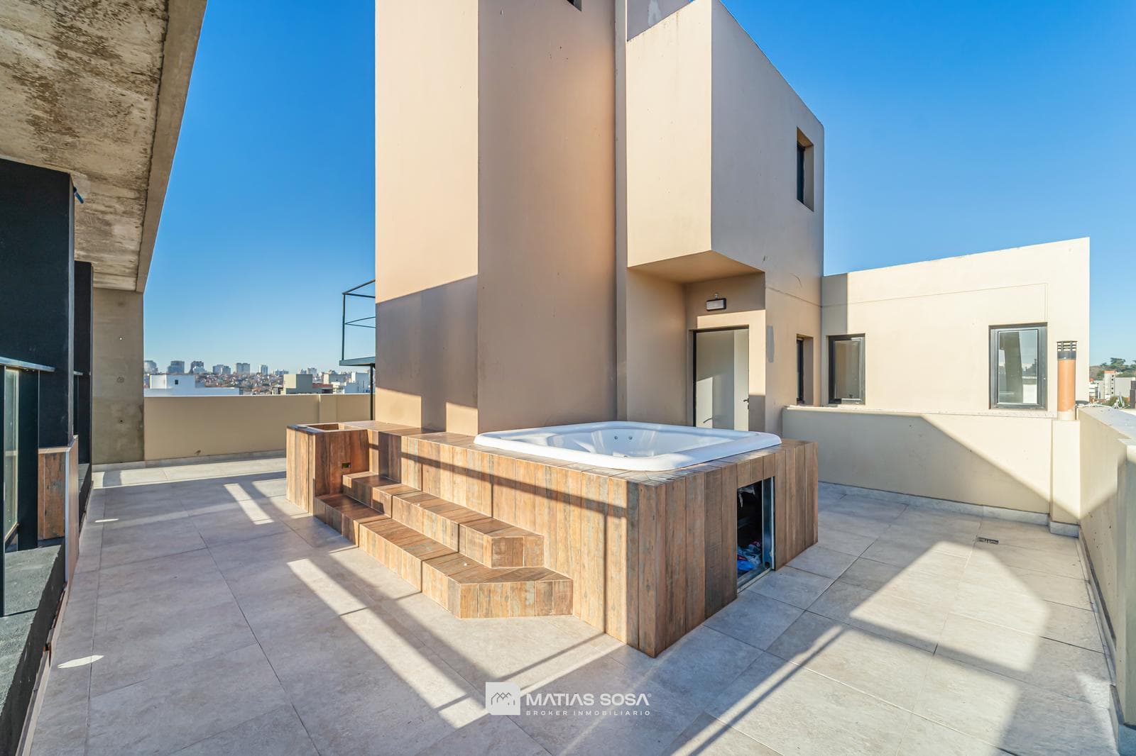 For Sale - 2-room apartment - Garage and Storage Room