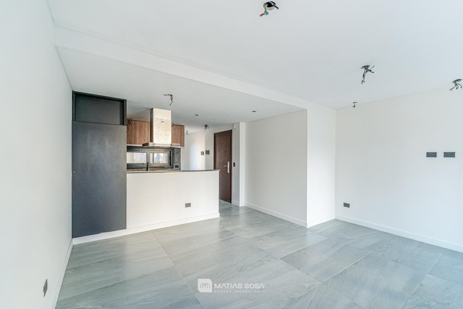 For Sale - 2-room apartment - Garage and Storage Room