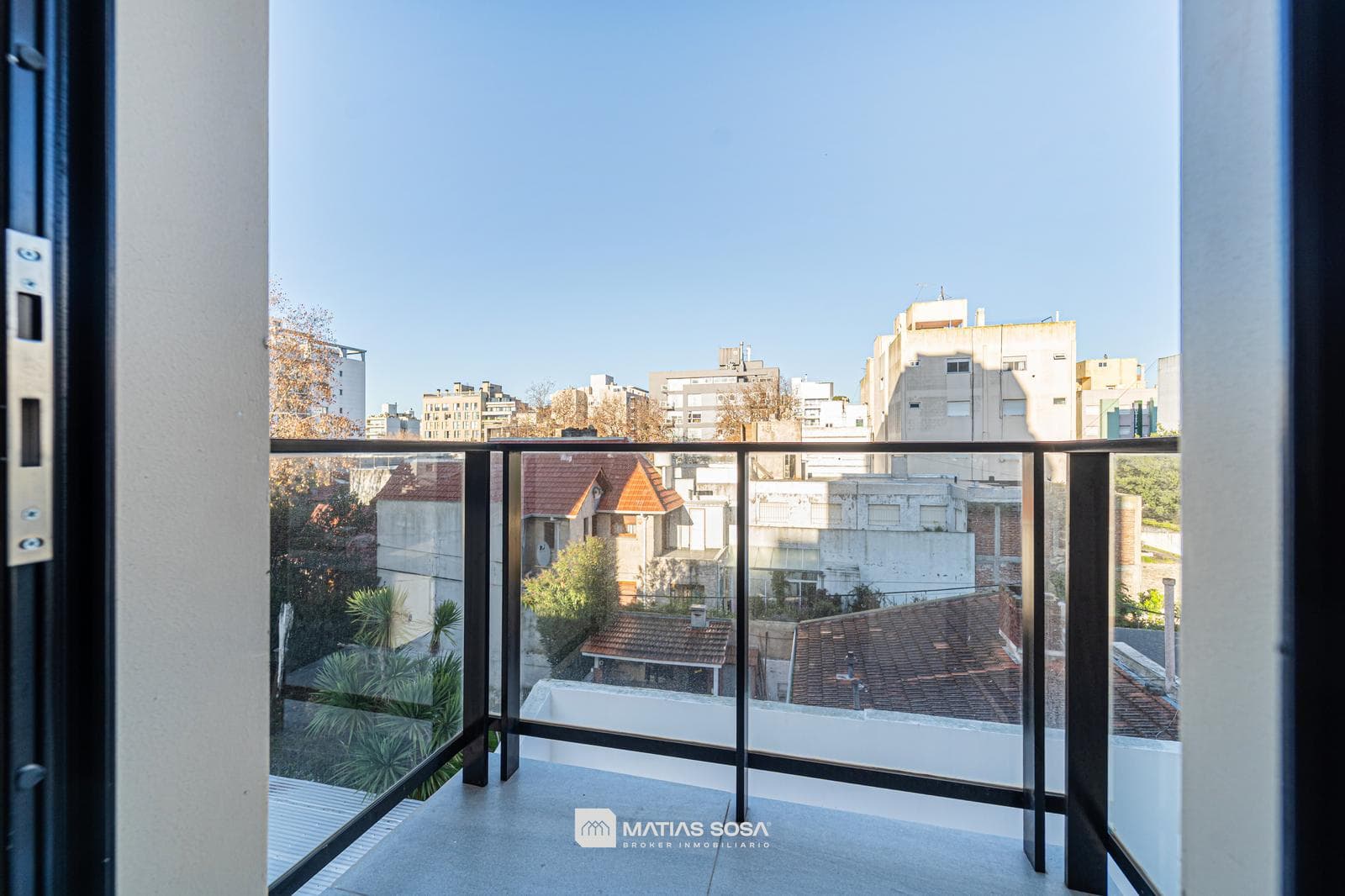 For Sale - 2-room apartment - Garage and Storage Room