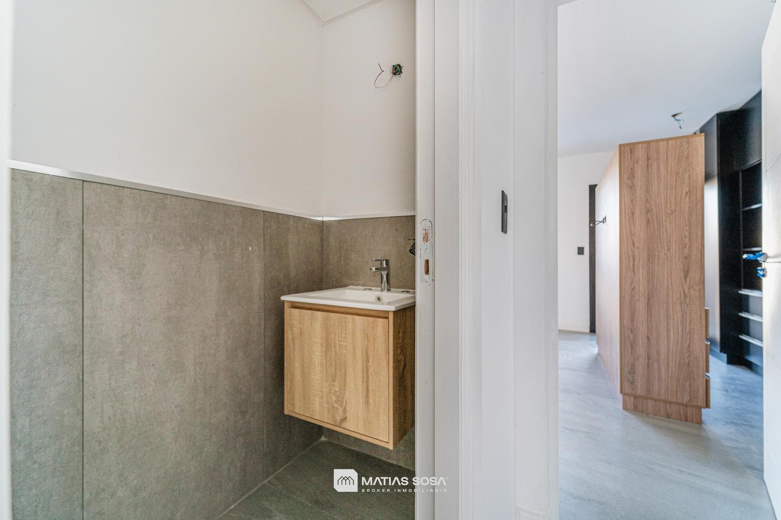 For Sale - 2-room apartment - Garage and Storage Room