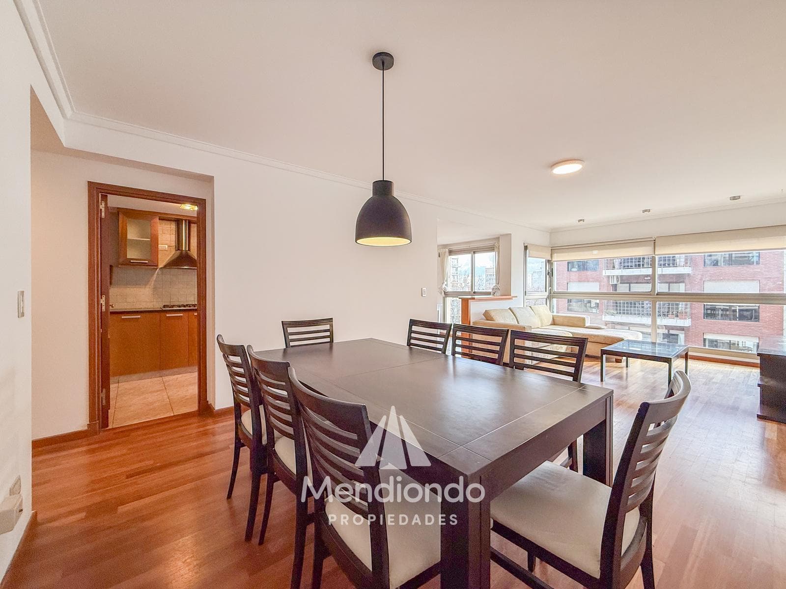 High-end 3-bedroom duplex with 2 parking spaces and a storage room in Plaza Mitre.
