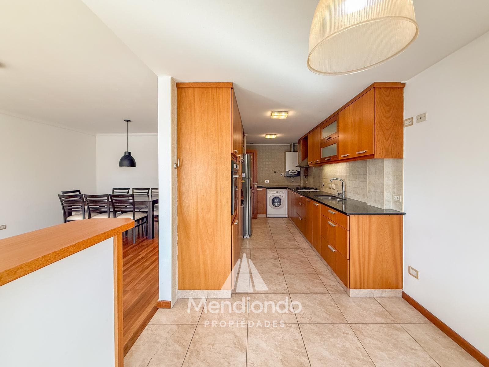 High-end 3-bedroom duplex with 2 parking spaces and a storage room in Plaza Mitre.