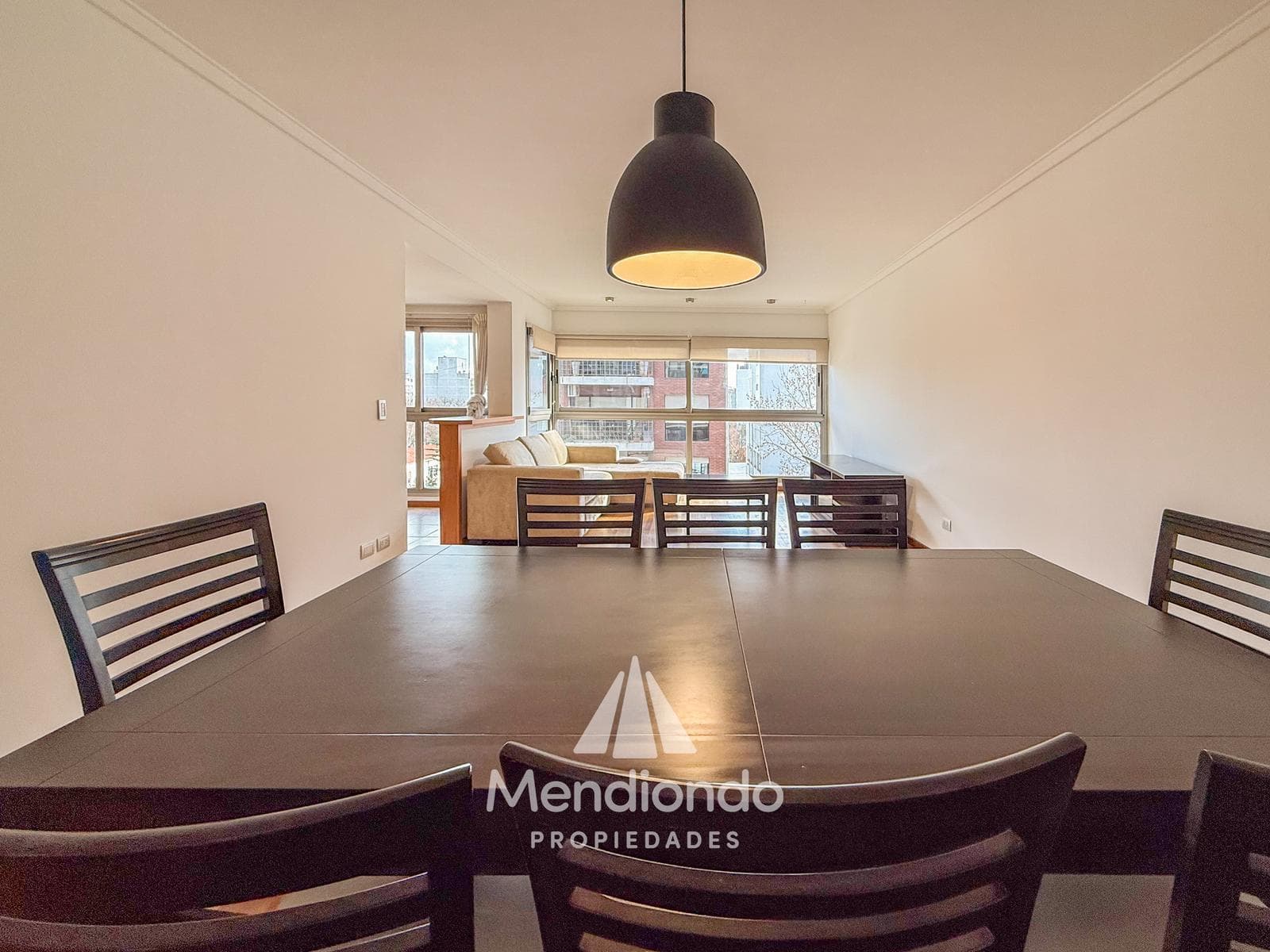 High-end 3-bedroom duplex with 2 parking spaces and a storage room in Plaza Mitre.