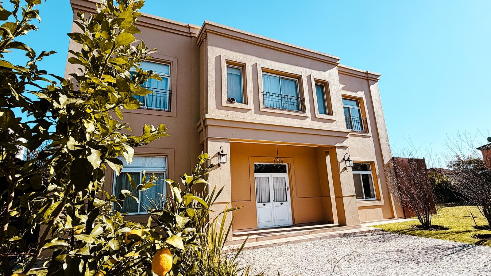 House for sale in the La Alameda neighborhood, Nordelta.