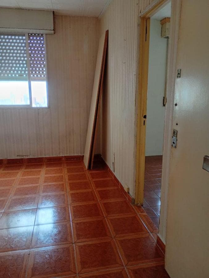 2-Room, Very Bright Apartment Just a Few Meters from Av. La Plata