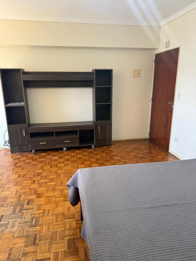 31 m² One-Room Apartment—Very Bright