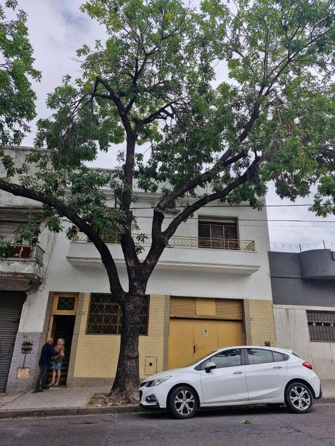 Excellent 3-Room House Facing the Street, with a Shed, Open Backyard, Patio, Terrace, and Barbecue Area