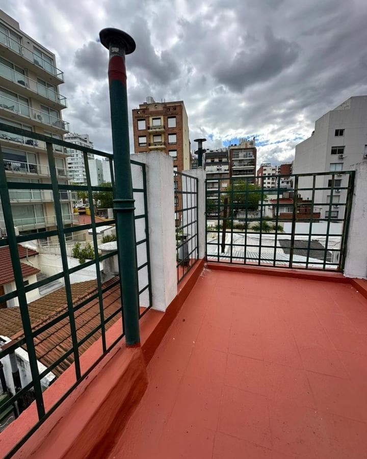 Impeccable 5-room penthouse with 2 spacious terraces