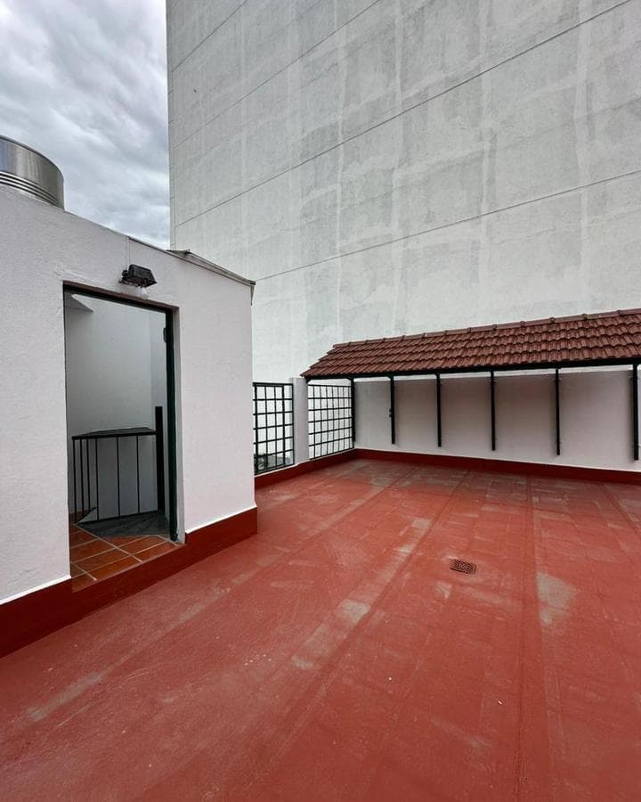 Impeccable 5-room penthouse with 2 spacious terraces