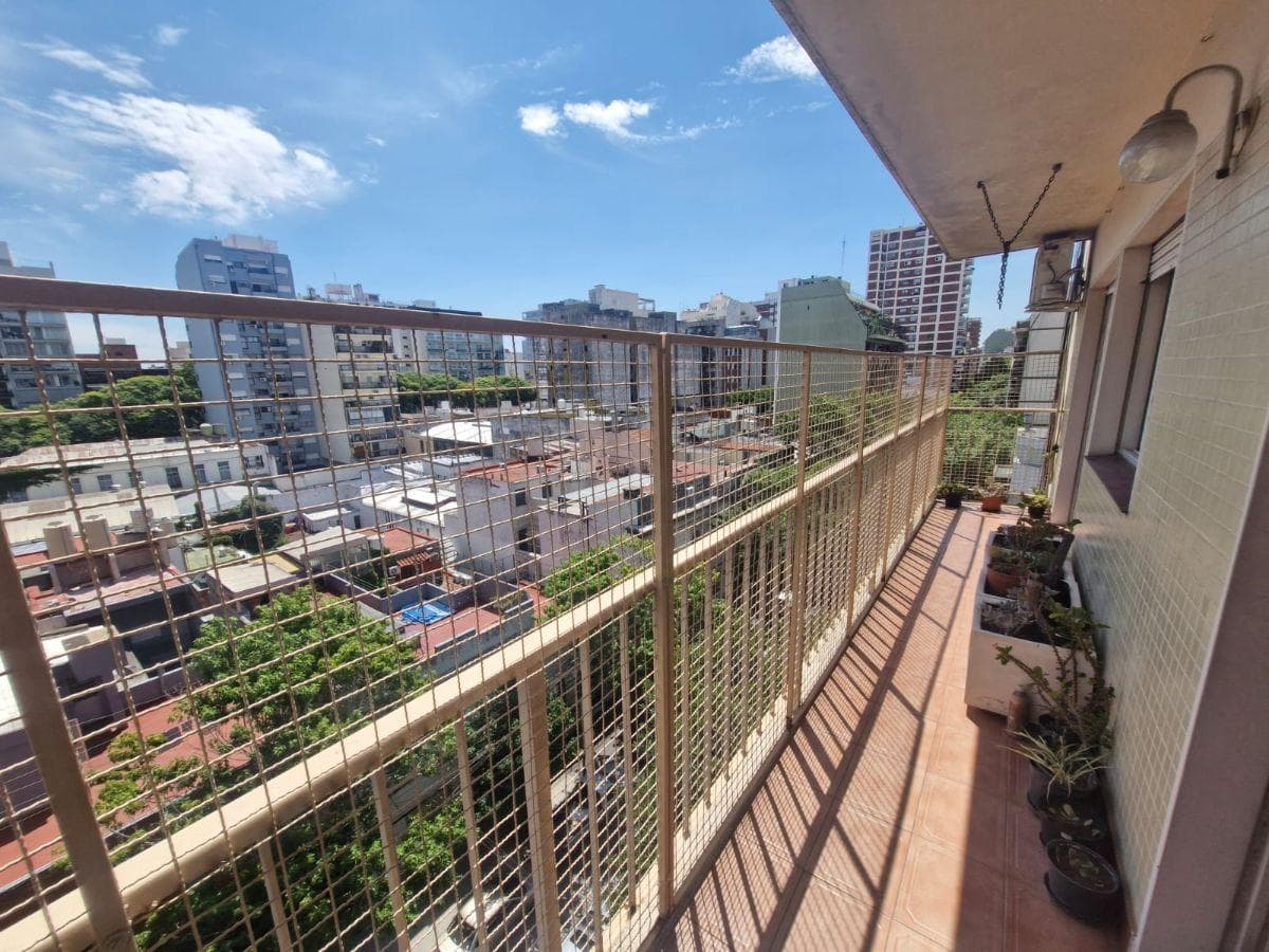 Impeccable 4-Room Apartment with Spacious Rooms, Front-Facing View, Continuous Balcony, 2 Parking Spaces, and Storage Room