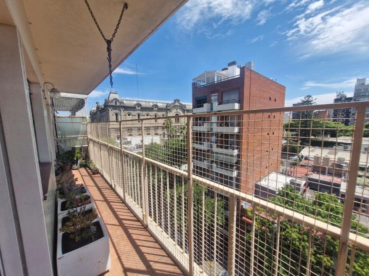 Impeccable 4-Room Apartment with Spacious Rooms, Front-Facing View, Continuous Balcony, 2 Parking Spaces, and Storage Room