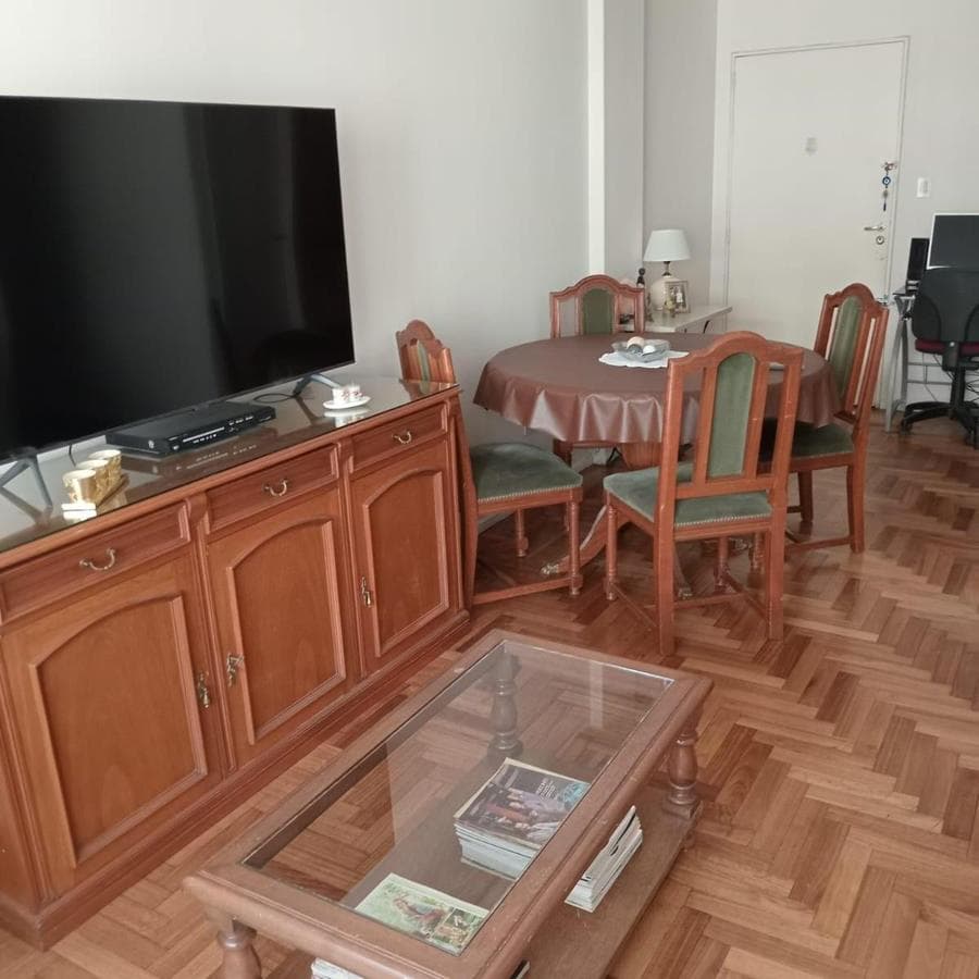 3-room apartment for sale with a separate guest unit!