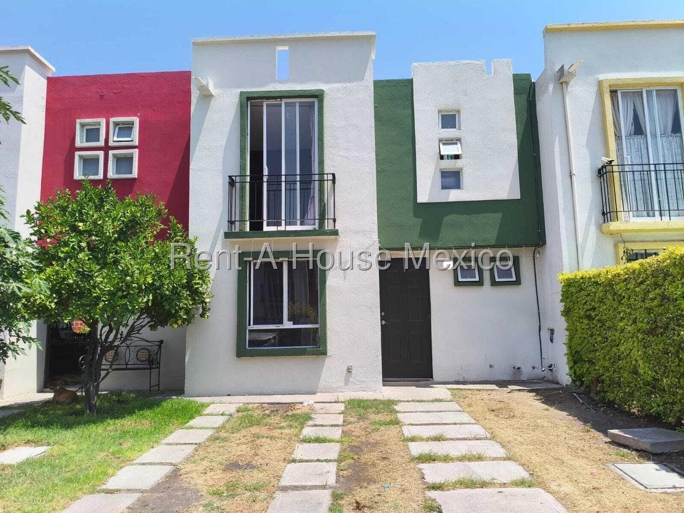 House for Sale in Paseos del Pedregal, Pie de la Cuesta, Querétaro.