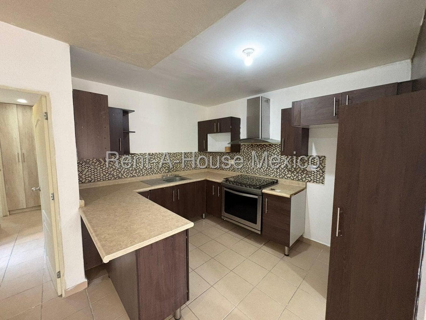 House for Sale in Rincones del Marques, 3 bedrooms