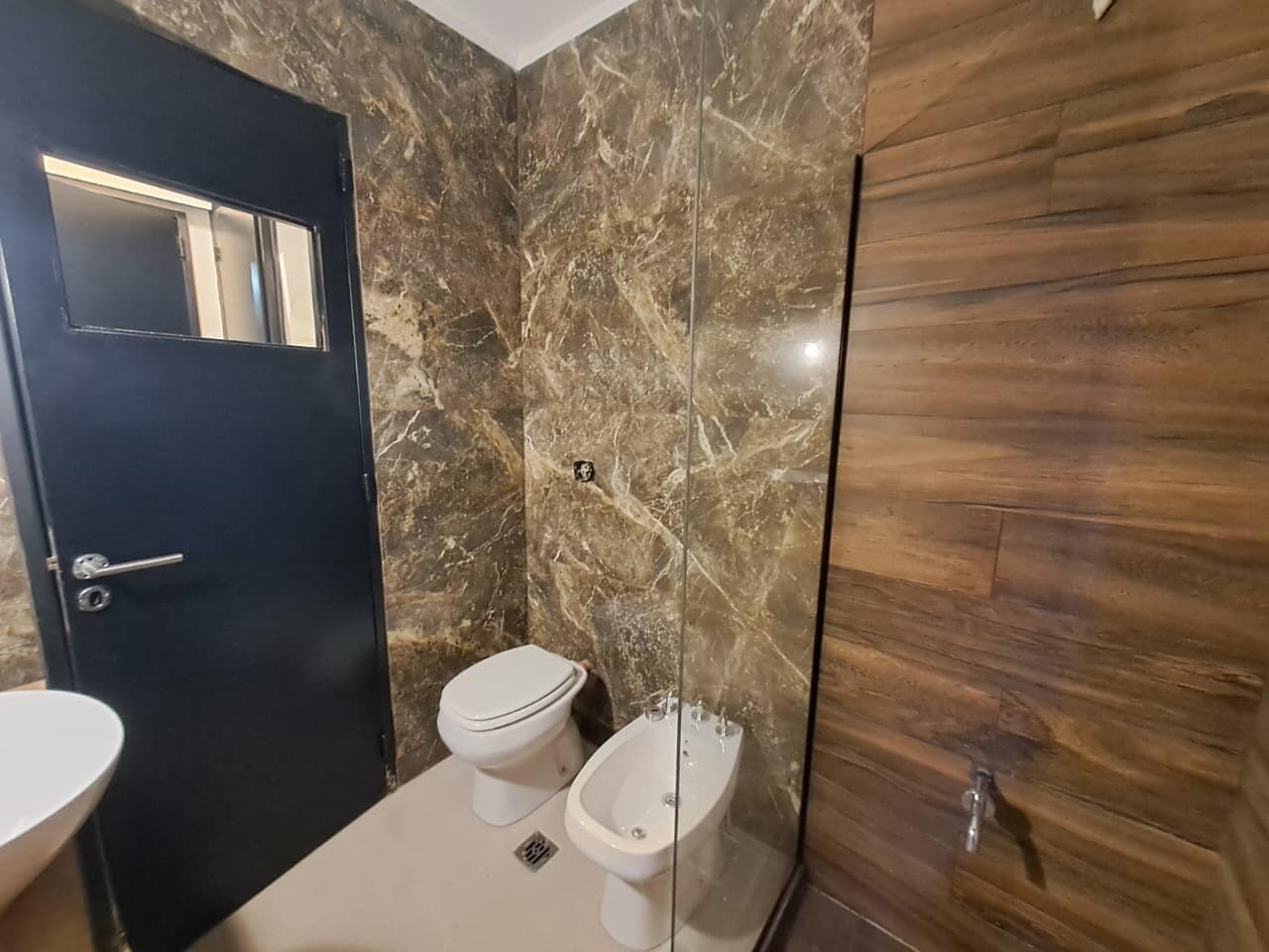Ground-floor apartment for sale, QUALIFIES FOR MORTGAGE - REFURBISHED, downtown Mendoza