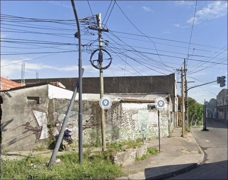 247 m² corner lot on Ader Avenue | Ideal for Commercial or Mixed-Use Development