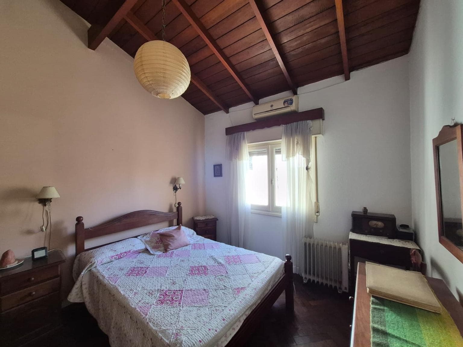3-Room House for Sale with Garage in Banfield