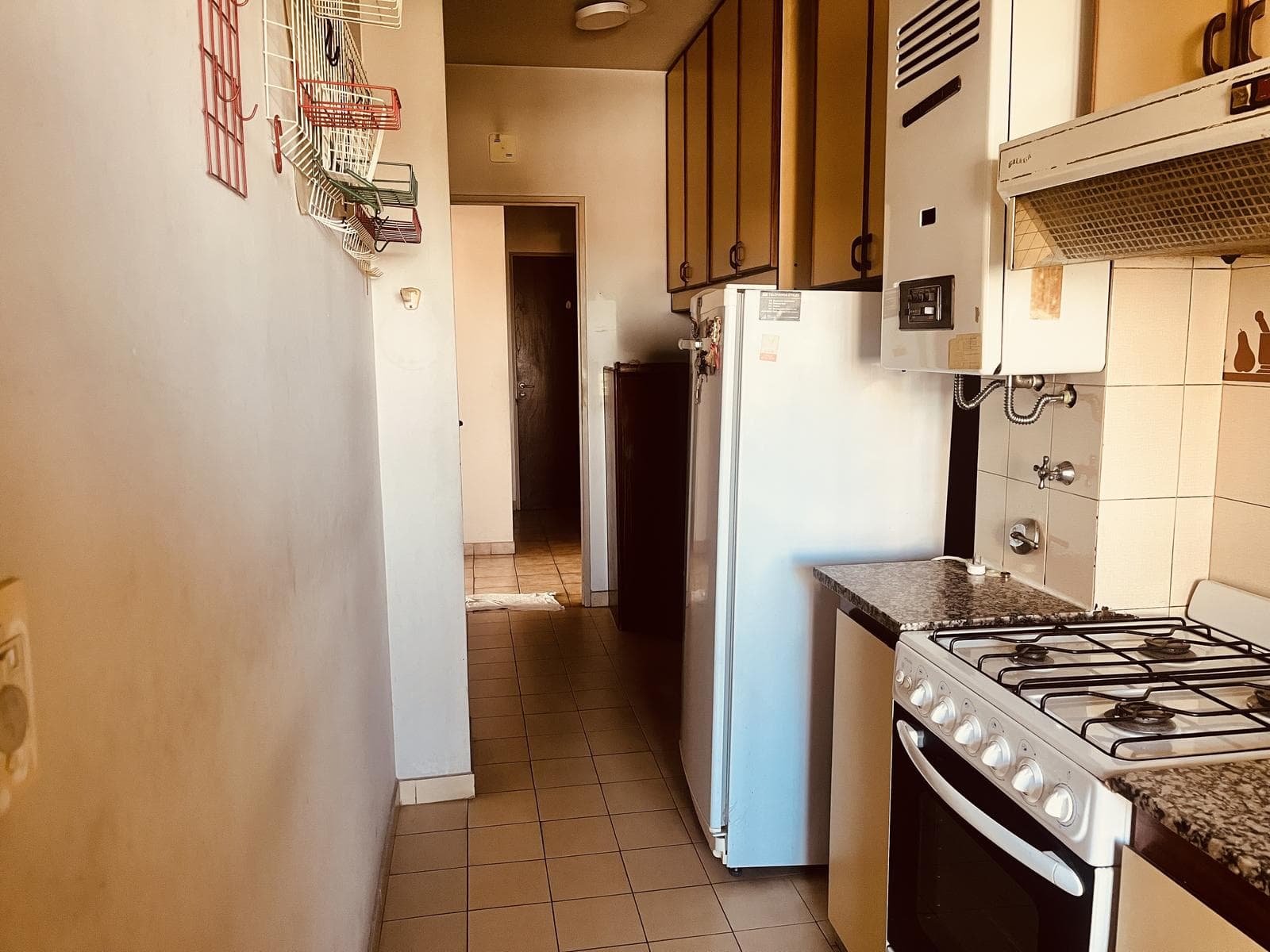 Three-room apartment for sale with a garage in downtown San Fernando.