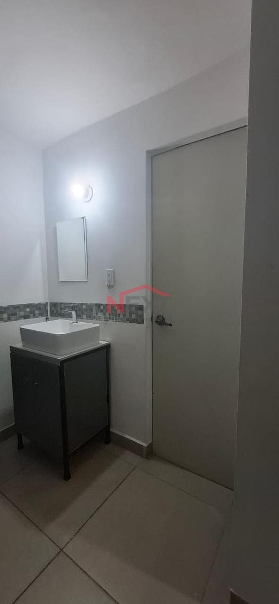 HOUSE FOR SALE IN COL. LA CARIDAD