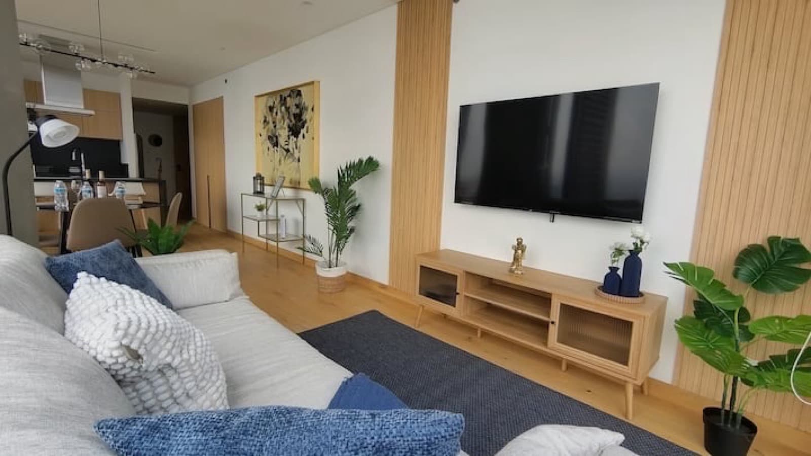 Rent a Furnished and Fully Equipped Apartment at The University Tower in Juárez, Cuauhtémoc