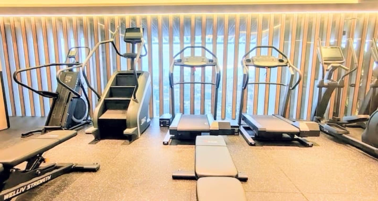 Rent a Furnished and Fully Equipped Apartment at The University Tower in Juárez, Cuauhtémoc