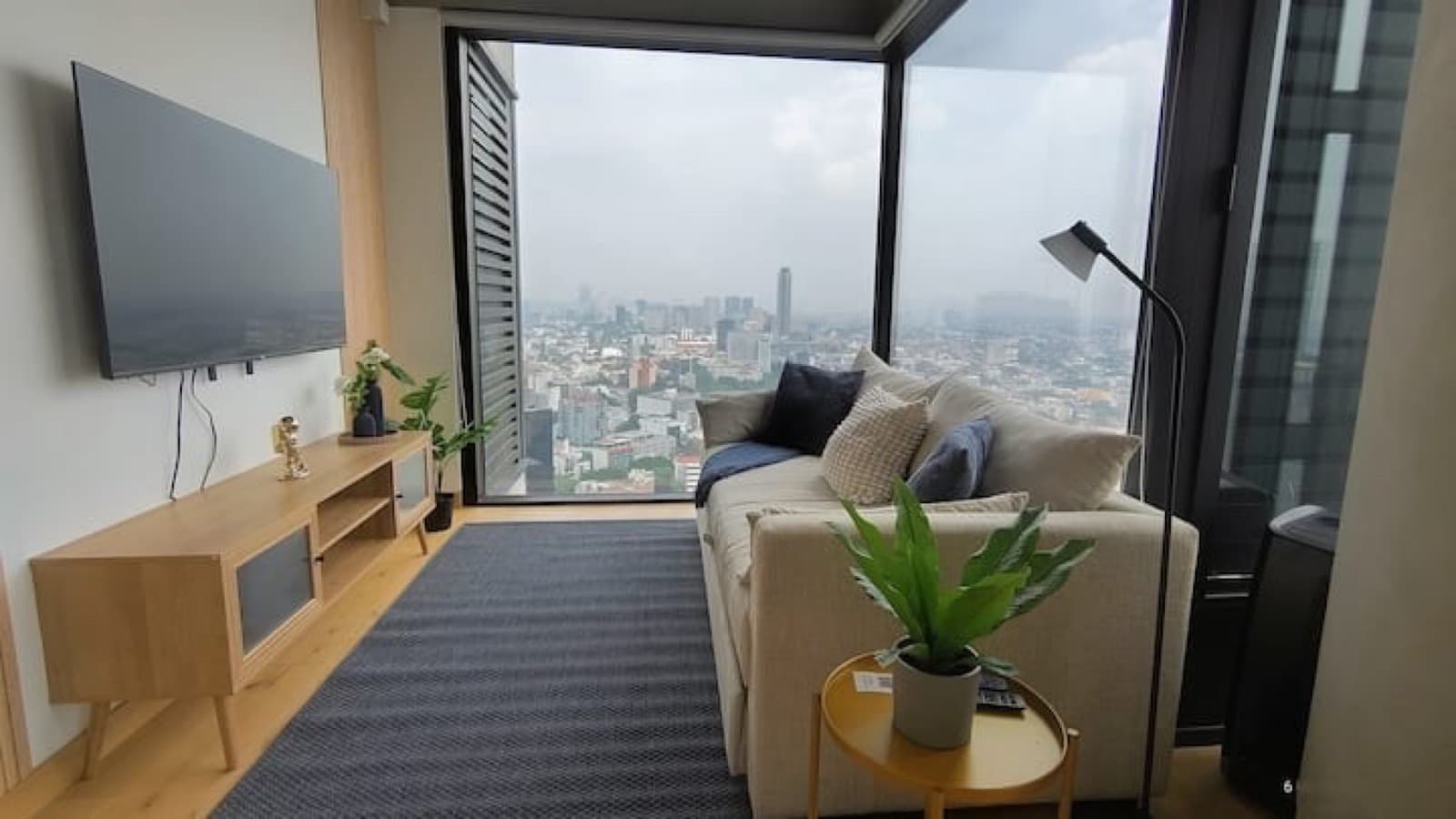 Rent a Furnished and Fully Equipped Apartment at The University Tower in Juárez, Cuauhtémoc