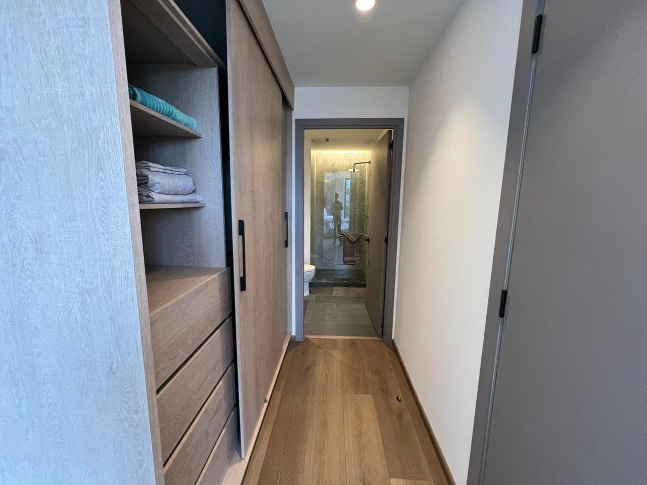 Departamento Amueblado con 2 Recámaras en Adamant Grand con excelentes Amenidades