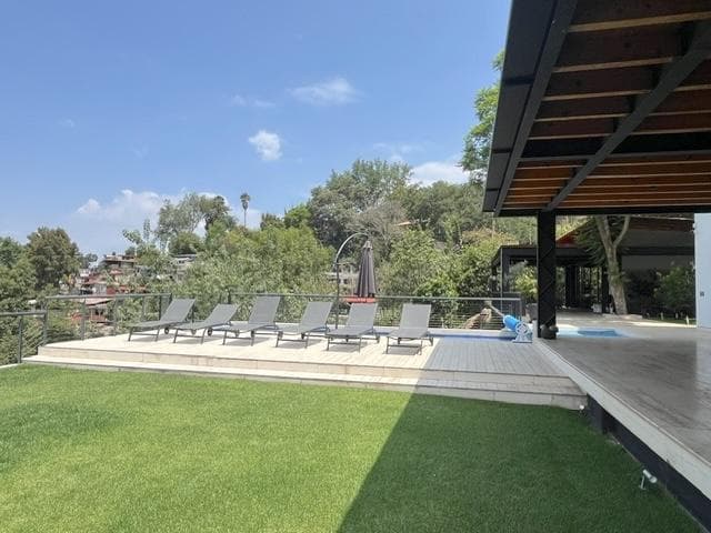 Premium Home for Sale in Valle de Lago, with Lake Views and Security