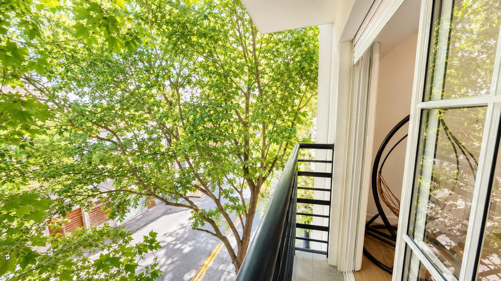 NUÑEZ - Townhouse with Terrace and Double Garage - 4 Rooms - NO MAINTENANCE FEES