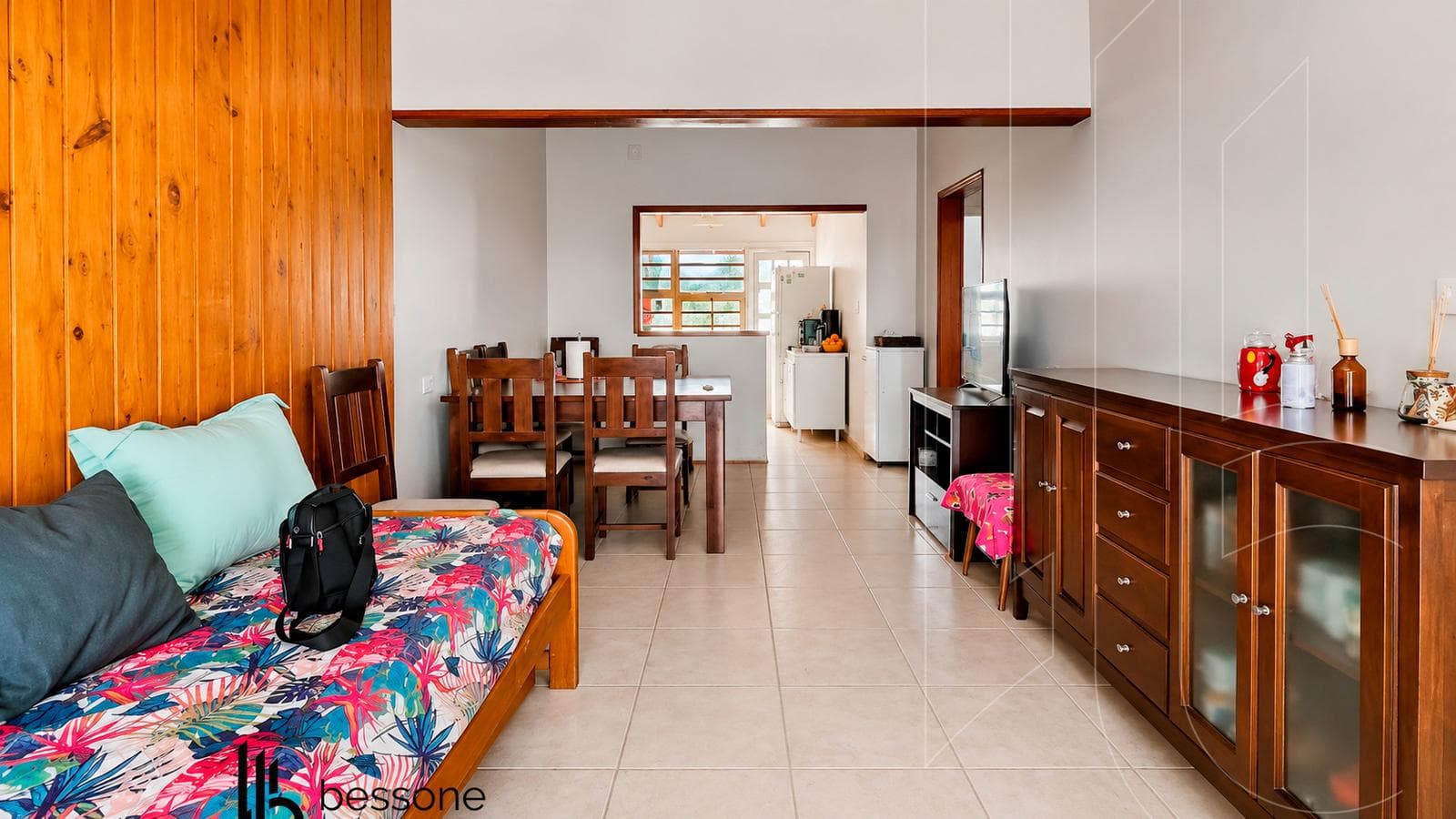 4-Room House with Patio, Garage, and Patio in Chauvin