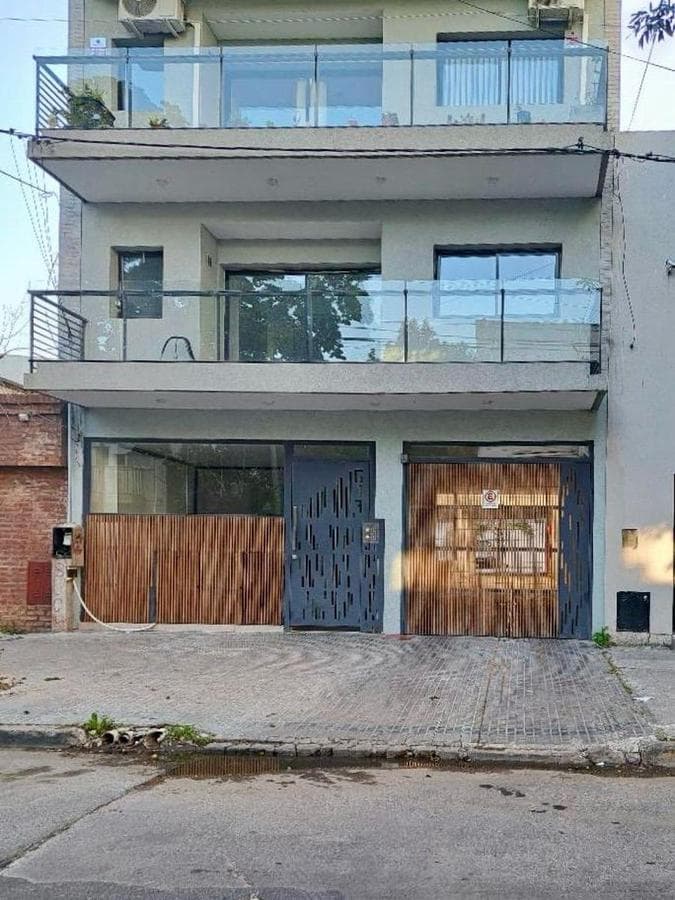Apartment for sale, 79 m², 2 bedrooms, balcony facing the street, La Plata