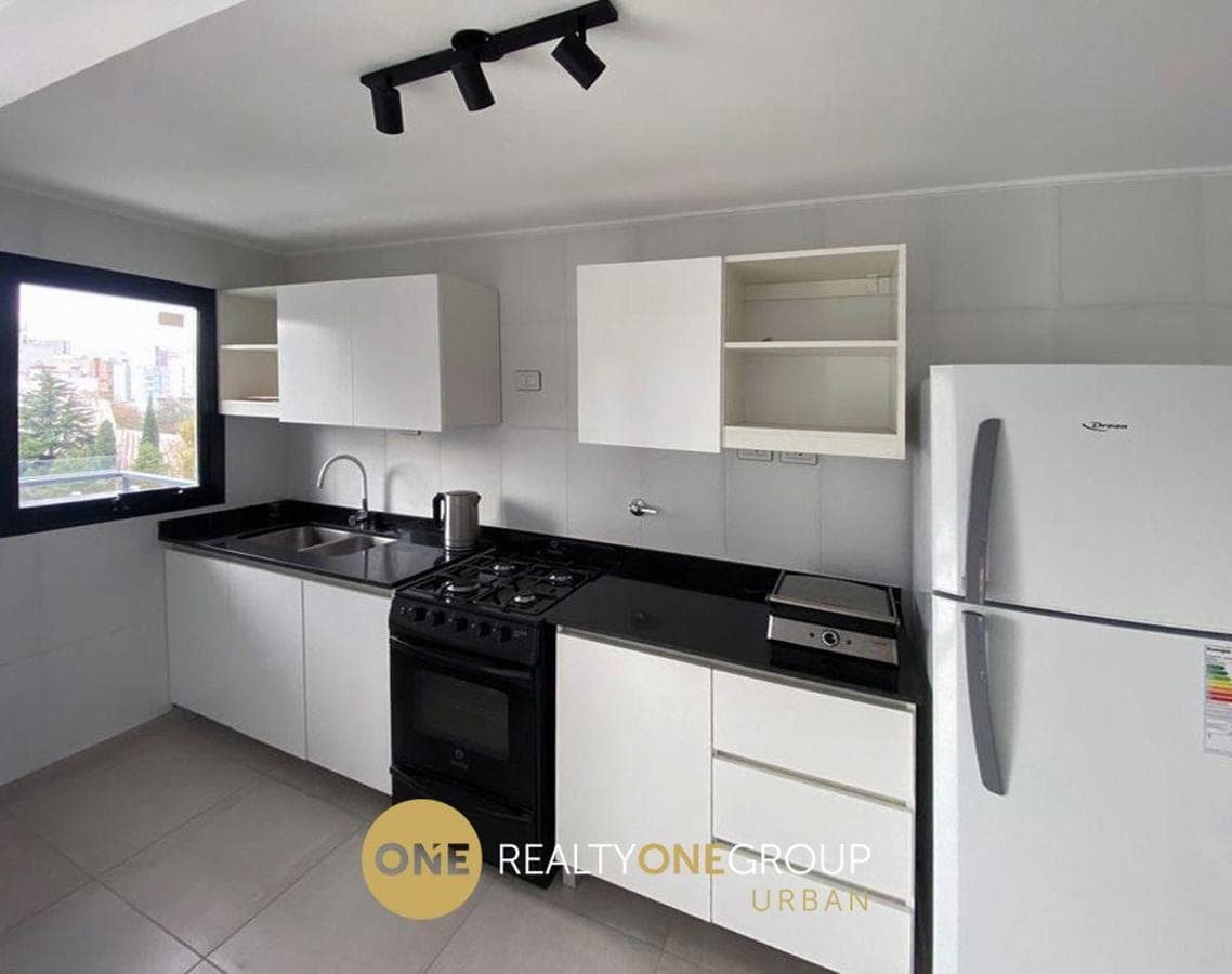 Apartment for sale, 79 m², 2 bedrooms, balcony facing the street, La Plata