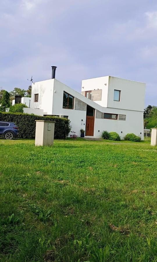 EXCELLENT LOT IN THE "VILLAGE EL MOLINO" GATED COMMUNITY IN VILLA ELISA