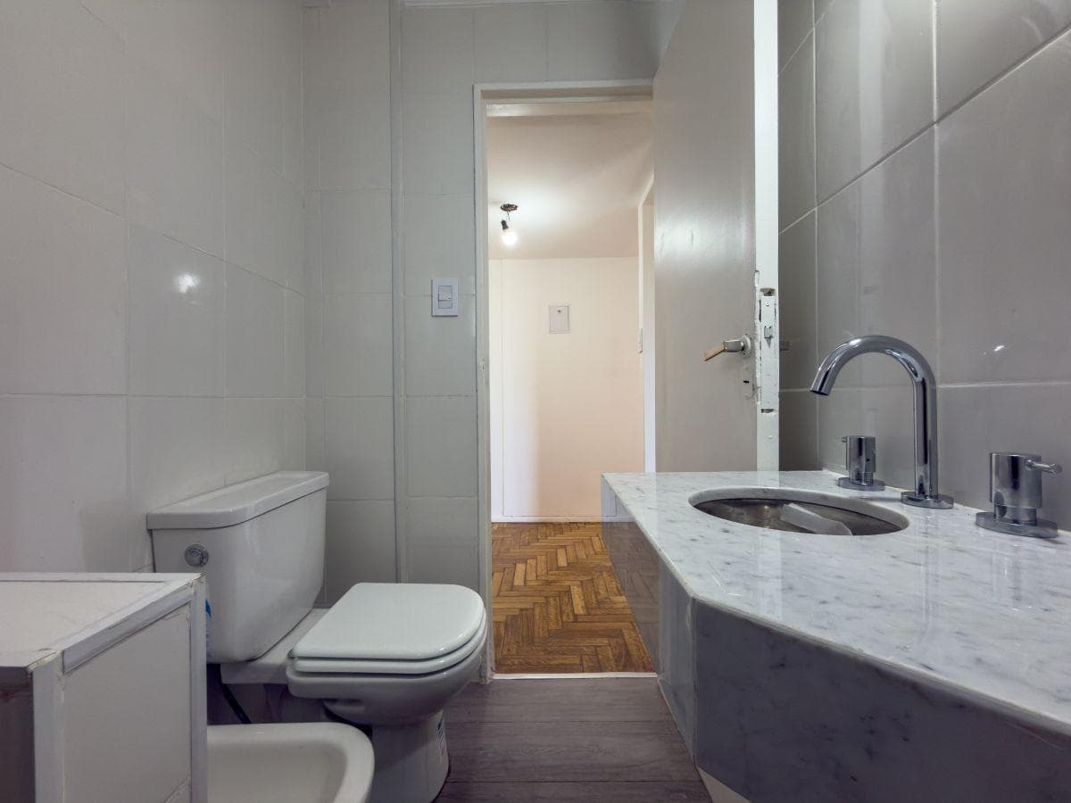 2-Bedroom Apartment in the Mirador del Bosque Building