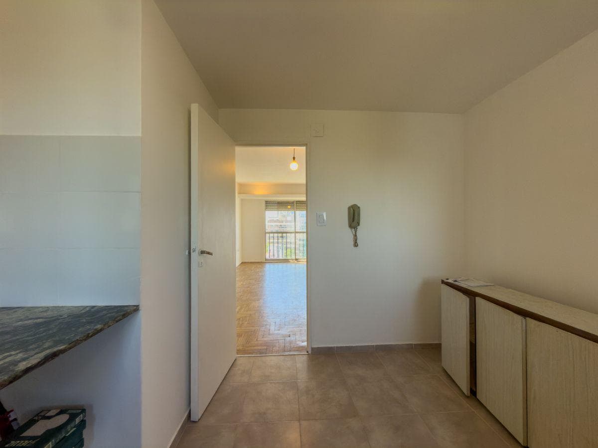 2-Bedroom Apartment in the Mirador del Bosque Building