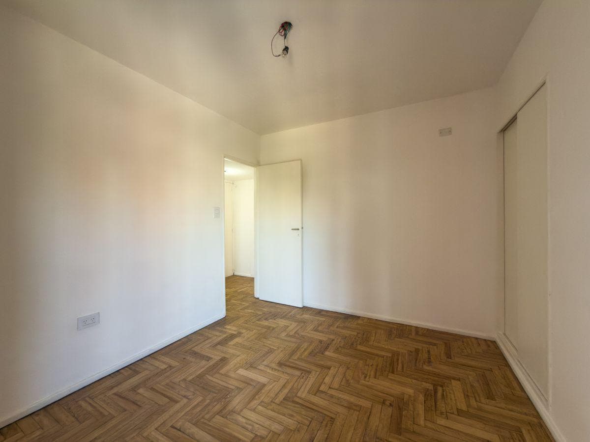 2-Bedroom Apartment in the Mirador del Bosque Building