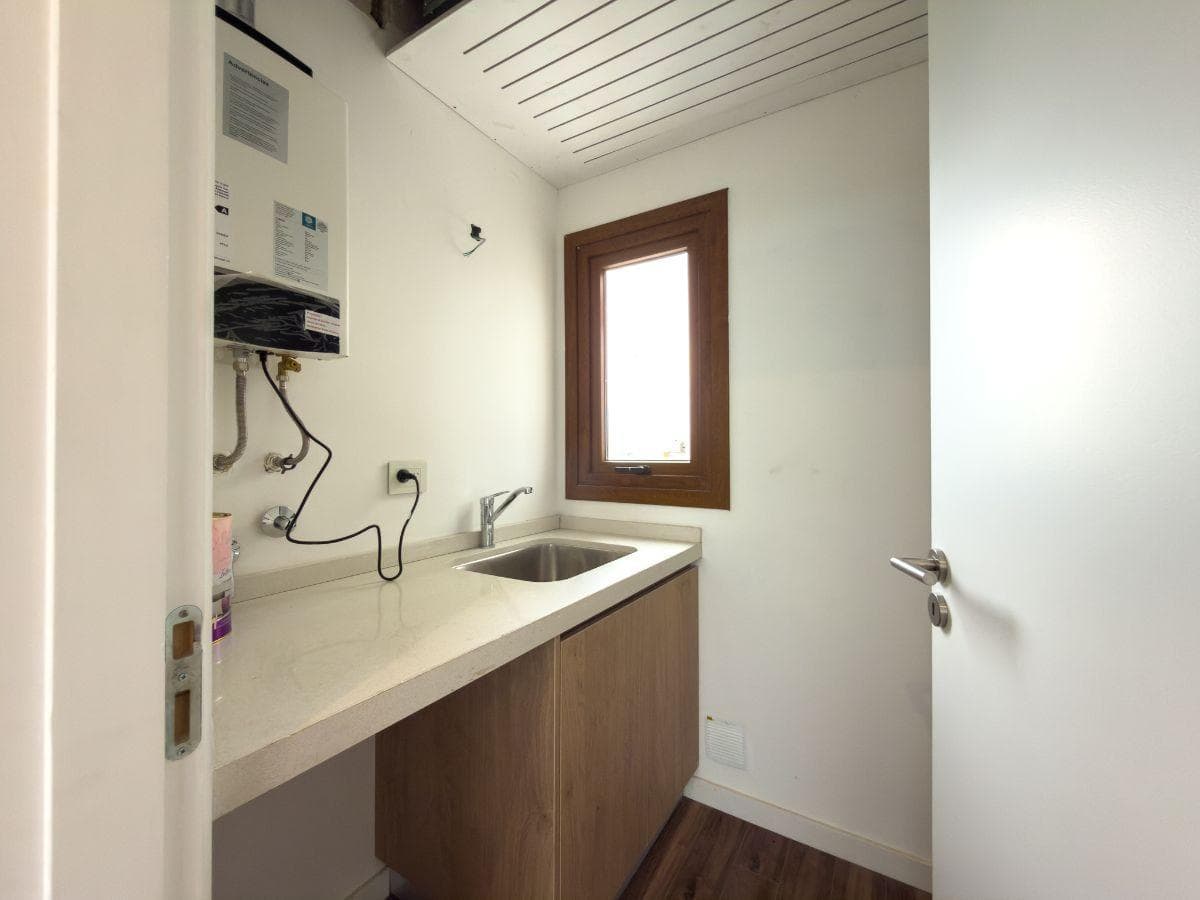 130 m² 3-bedroom apartment for sale in La Plata