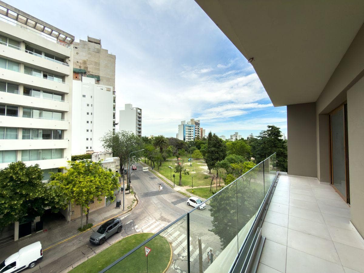 130 m² 3-bedroom apartment for sale in La Plata