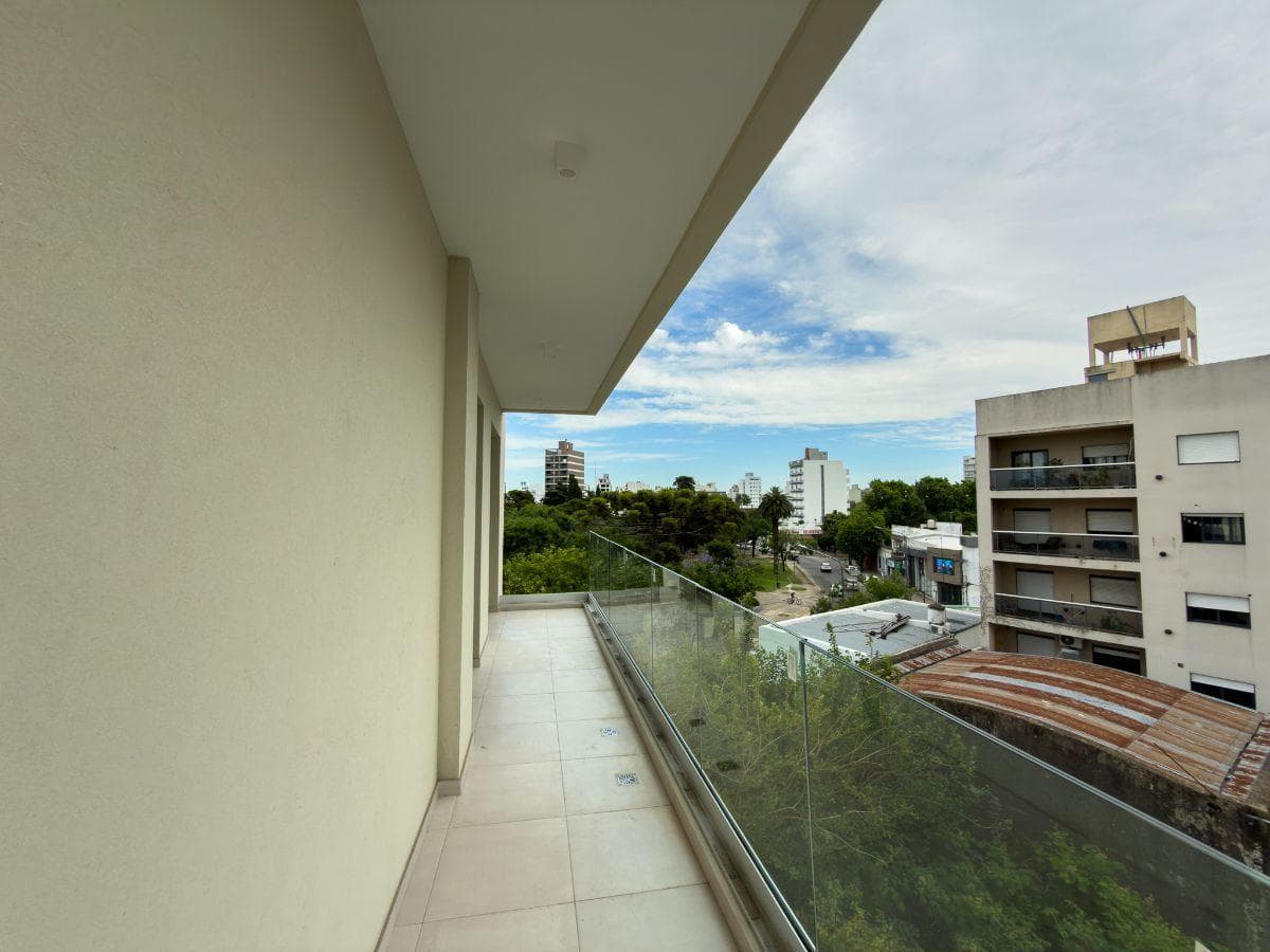 130 m² 3-bedroom apartment for sale in La Plata