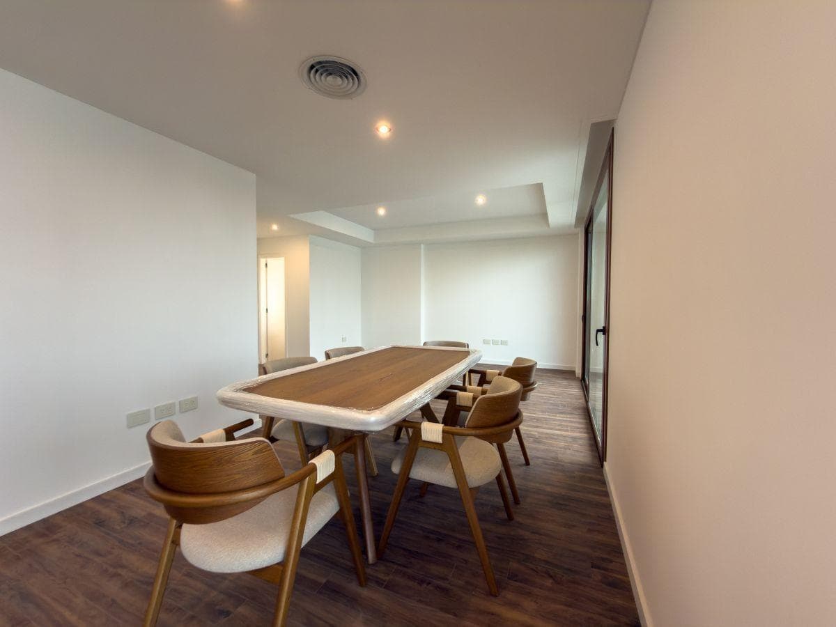 130 m² 3-bedroom apartment for sale in La Plata