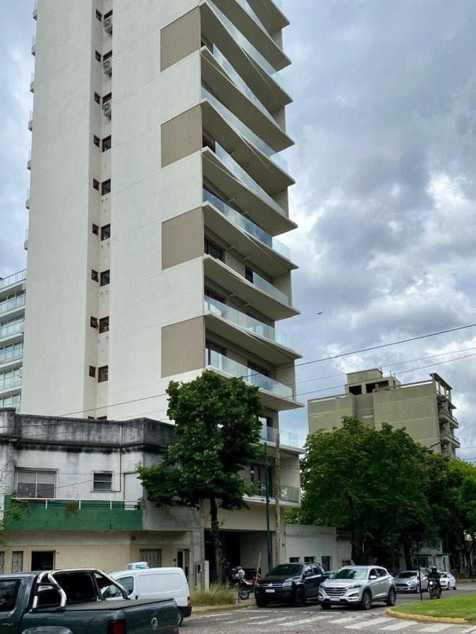 130 m² 3-bedroom apartment for sale in La Plata