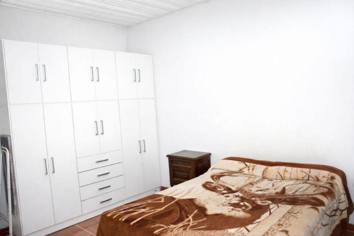 House with Commercial Space for Sale - Los Hornos