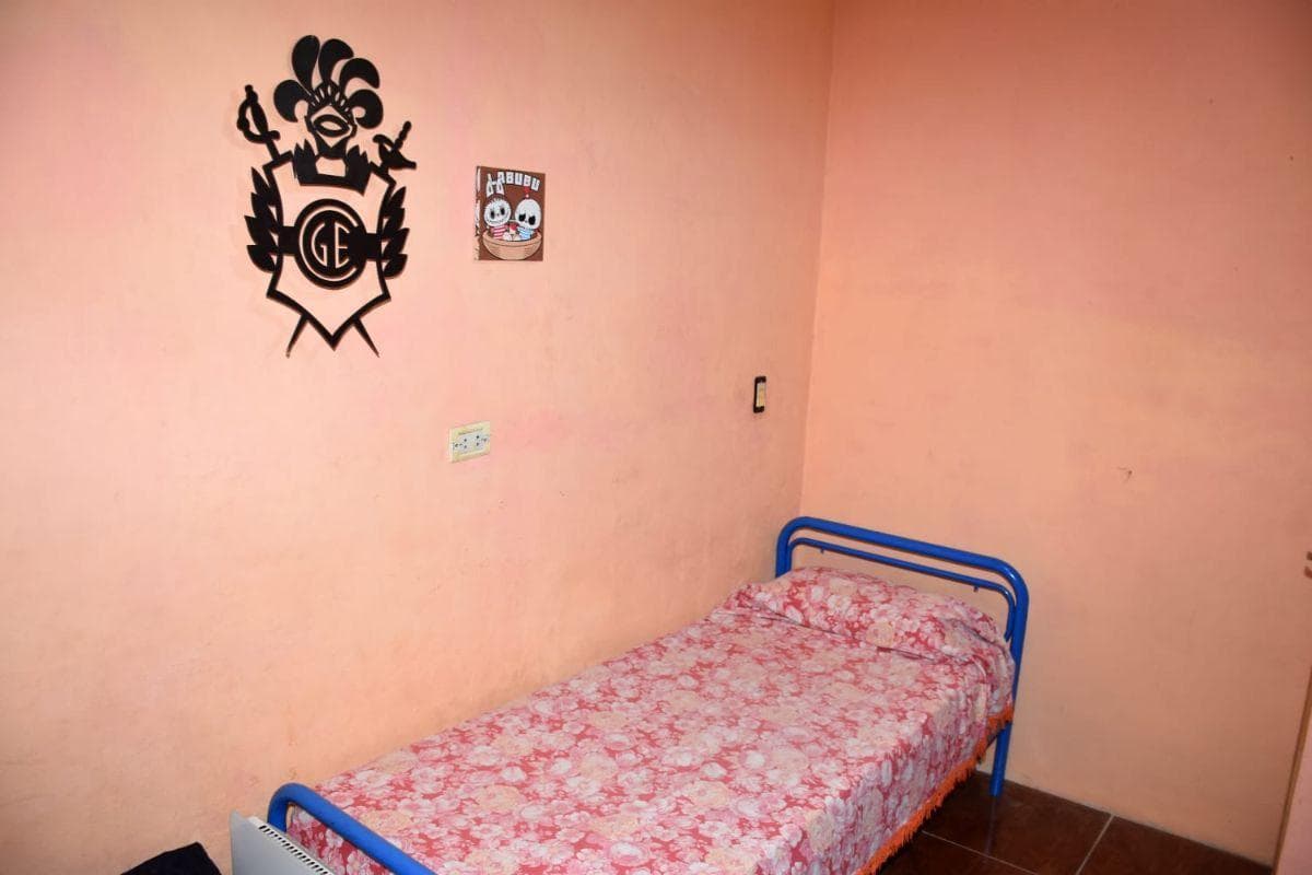 House with Commercial Space for Sale - Los Hornos