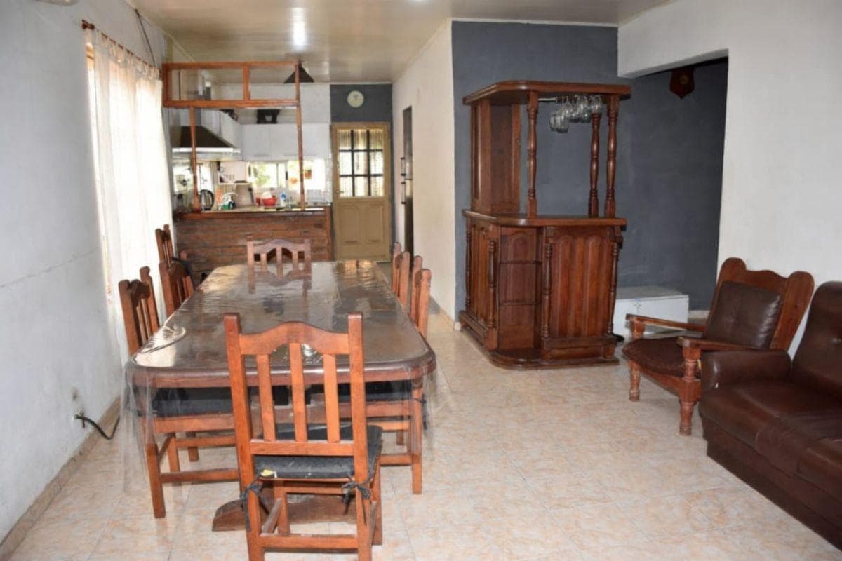House with Commercial Space for Sale - Los Hornos