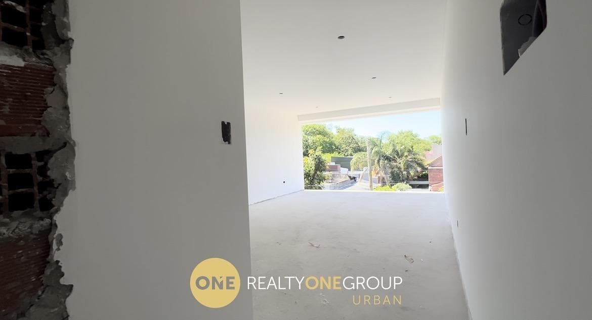 Commercial Office #7—36 m² for sale in City Bell