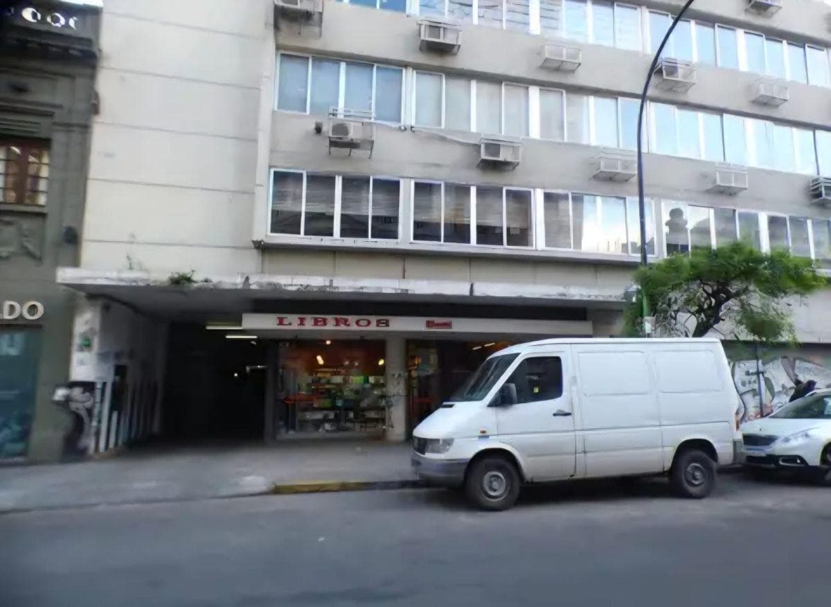 GARAGE FOR SALE IN LA PLATA