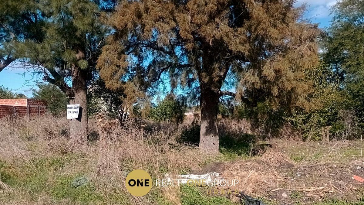 360-square-meter lot for sale in La Plata