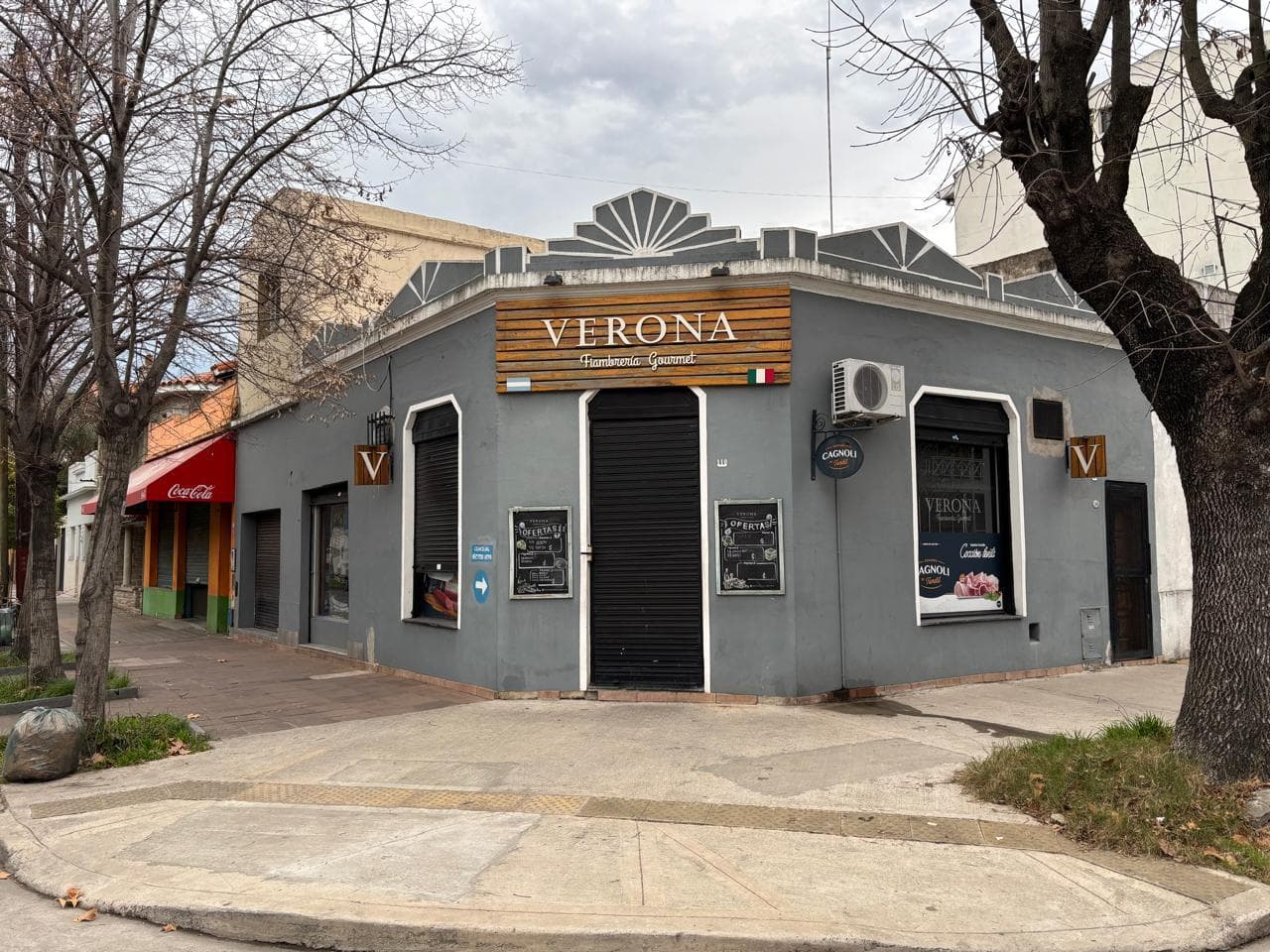 Excellent property in Gerli. Commercial space + air rights
