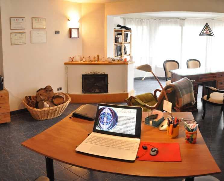 HOUSE FOR SALE IN VALLE HERMOSO: 10 BEDROOMS, SUITABLE FOR A DEVELOPMENT PROJECT